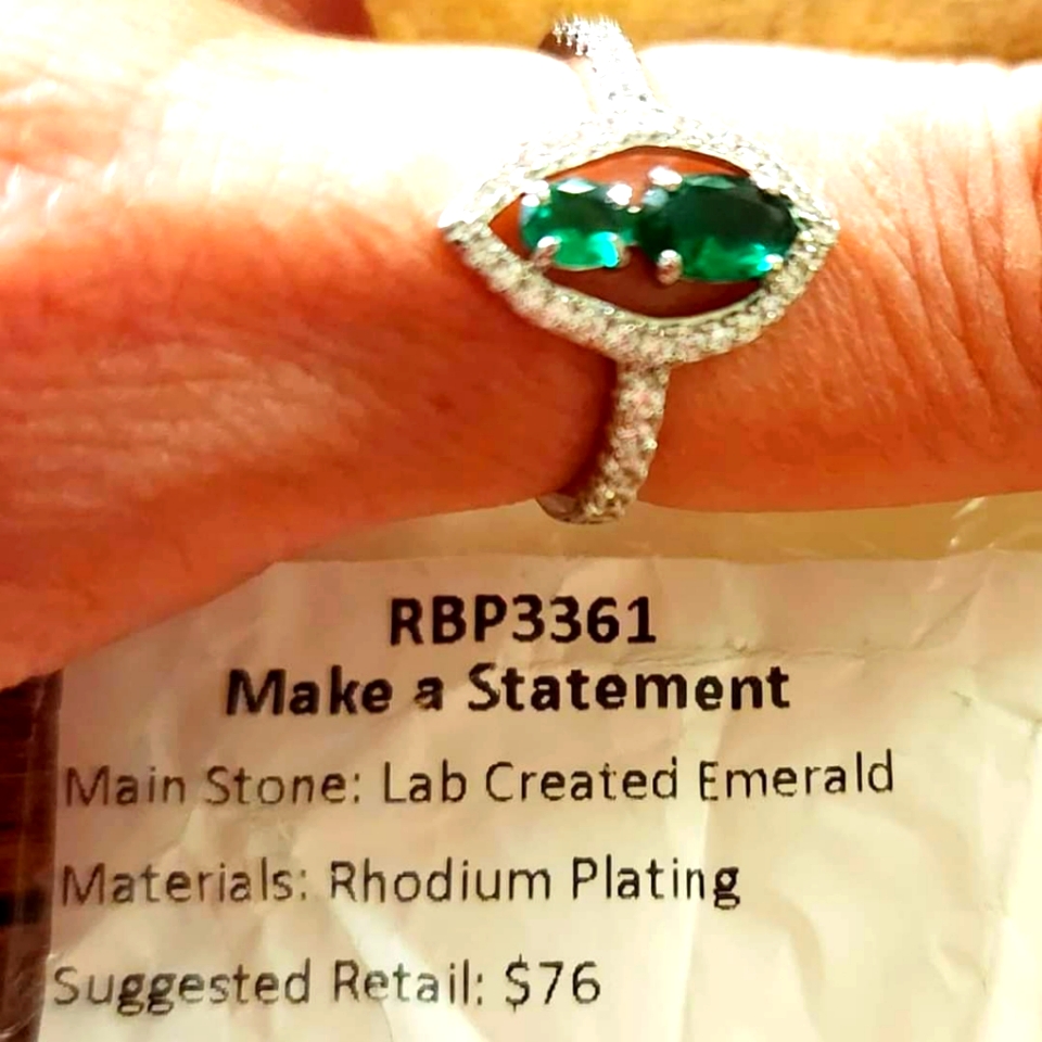 Size 6 Ring
